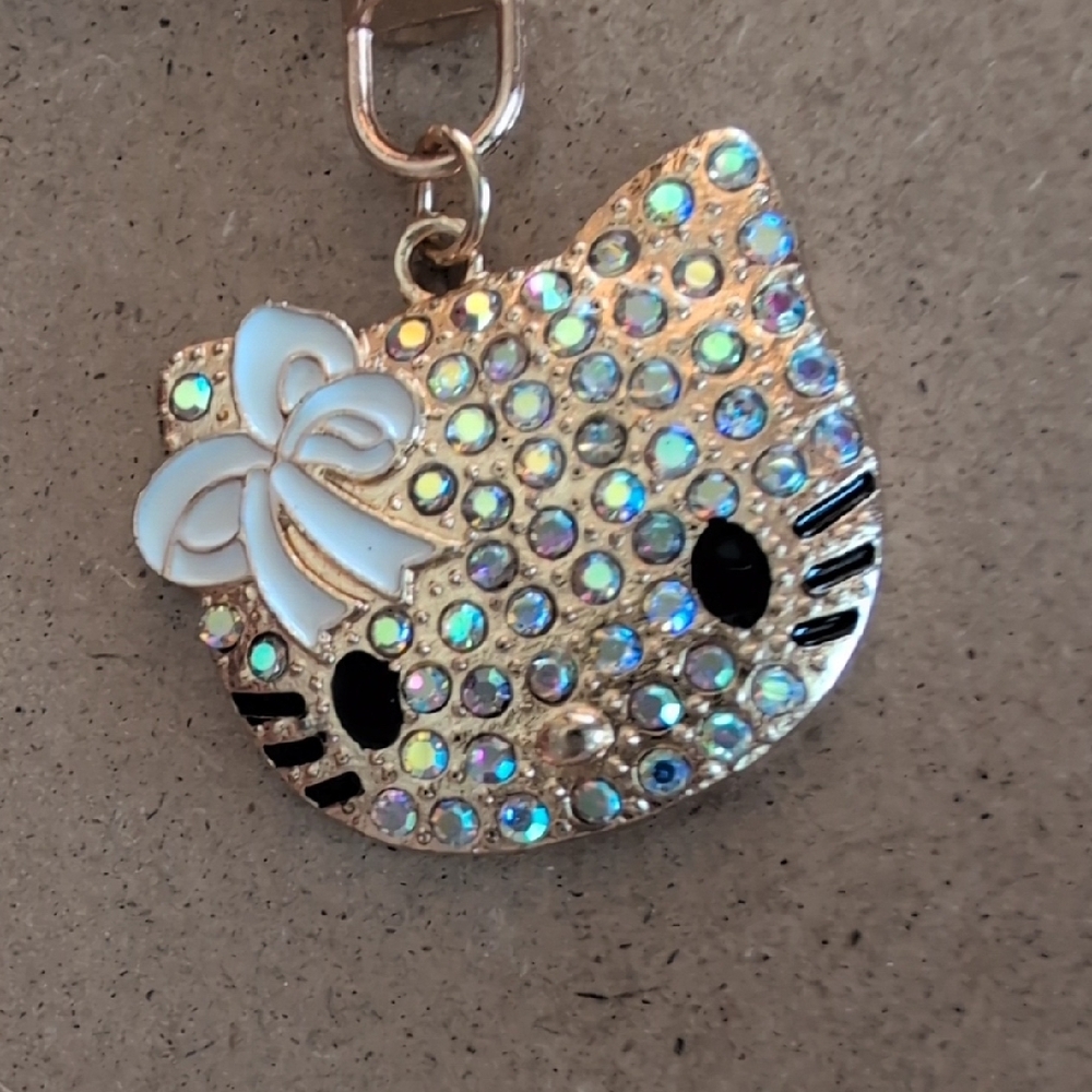 Cute Rhinestone Cat Keychain - Picture 3 of 6